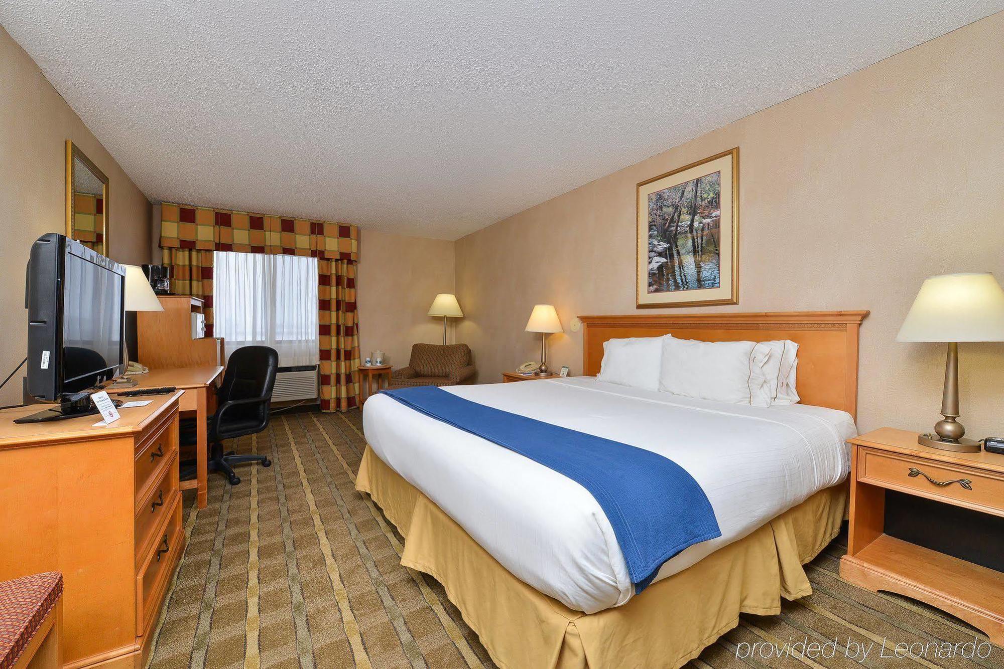 Best Western Plus North Joliet Exterior photo