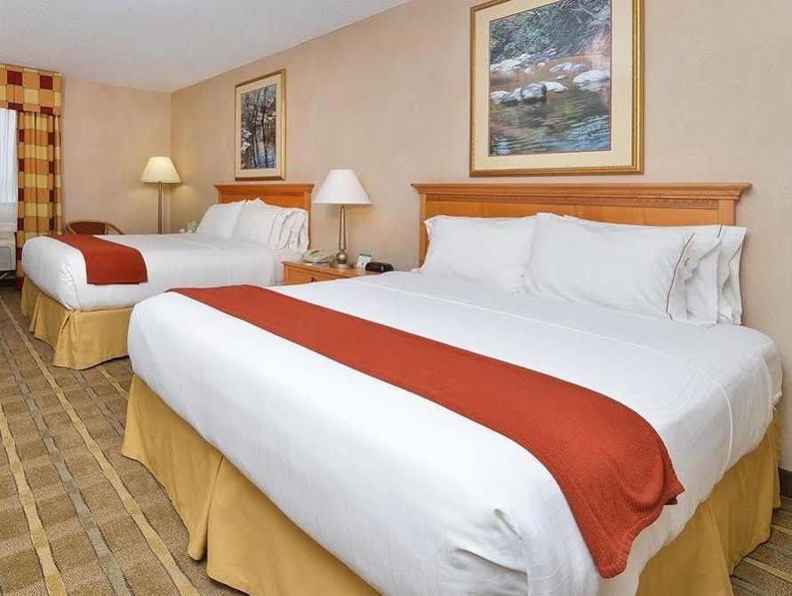 Best Western Plus North Joliet Exterior photo